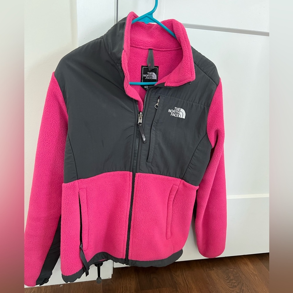 North Face women’s pink fleece jacket